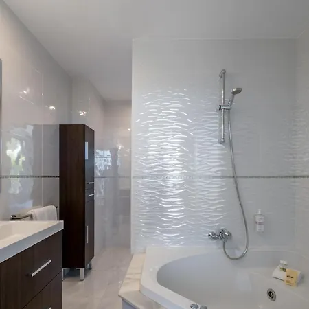 Marivent By Brava Apartman *