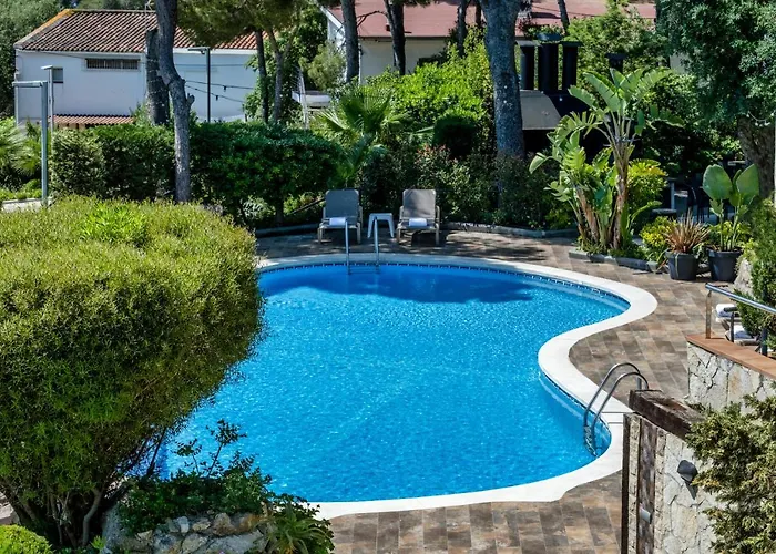 Marivent By Brava * بلاتجا ذارو